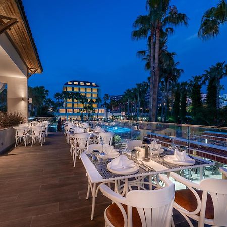 Trendy Palm Beach Adults Only Side Exterior foto
