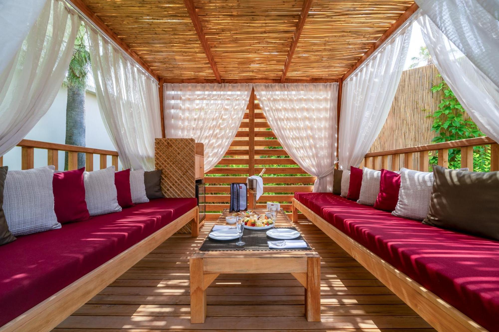 Trendy Palm Beach Adults Only Side Exterior foto